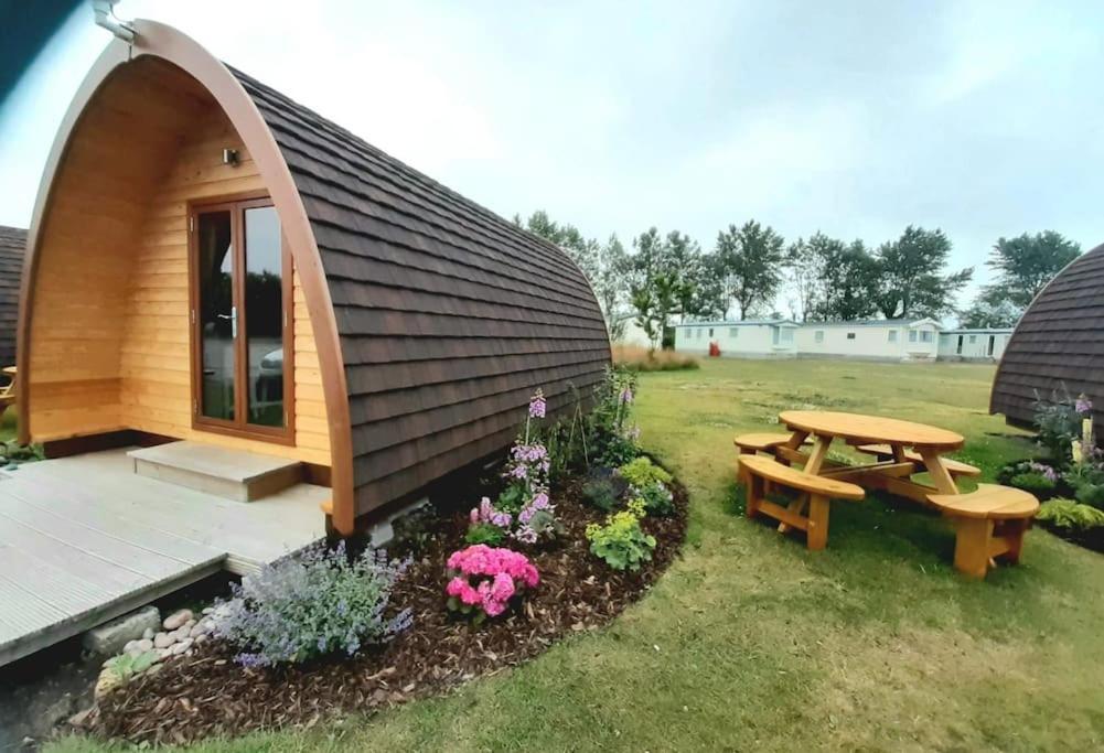 Findhorn Ecovillage Escape Eco Pod Pet Free Exterior photo